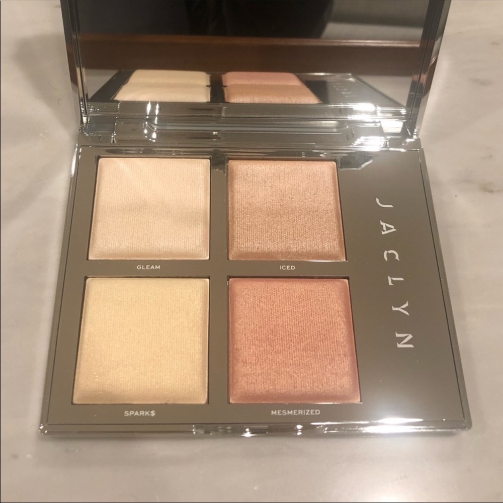 Jaclyn  hill Highlight pallet. Trade ❤️